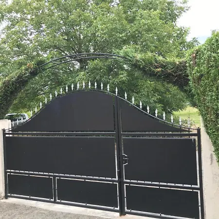 D'hotes Chez Christiane * Lurdy