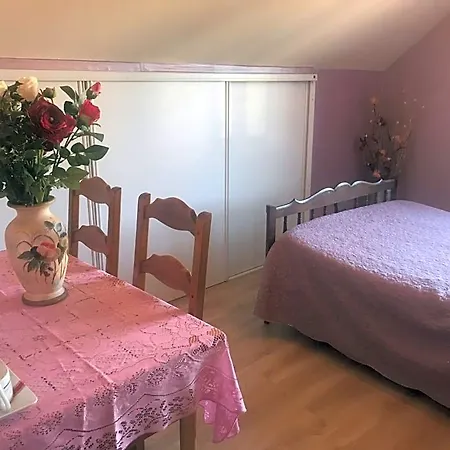 D'hotes Chez Christiane Bed & Breakfast